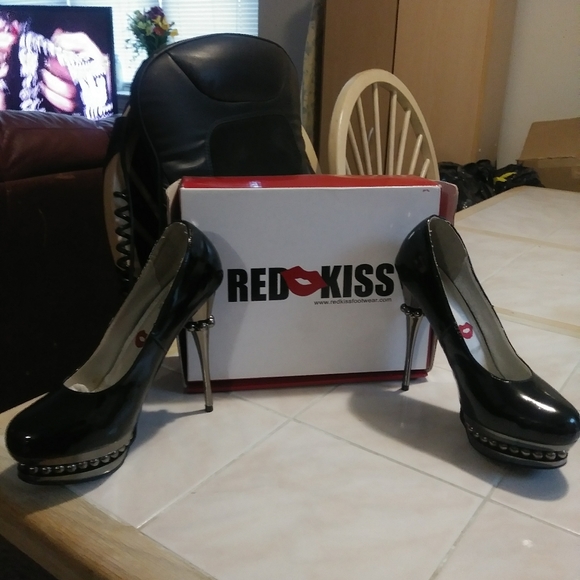 Black pearl platform heels by Red Kiss - Picture 4 of 6